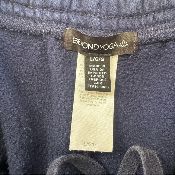 Beyond Yoga Dark Navy Luxe Fleece Sweatpants - Picture 3 of 5